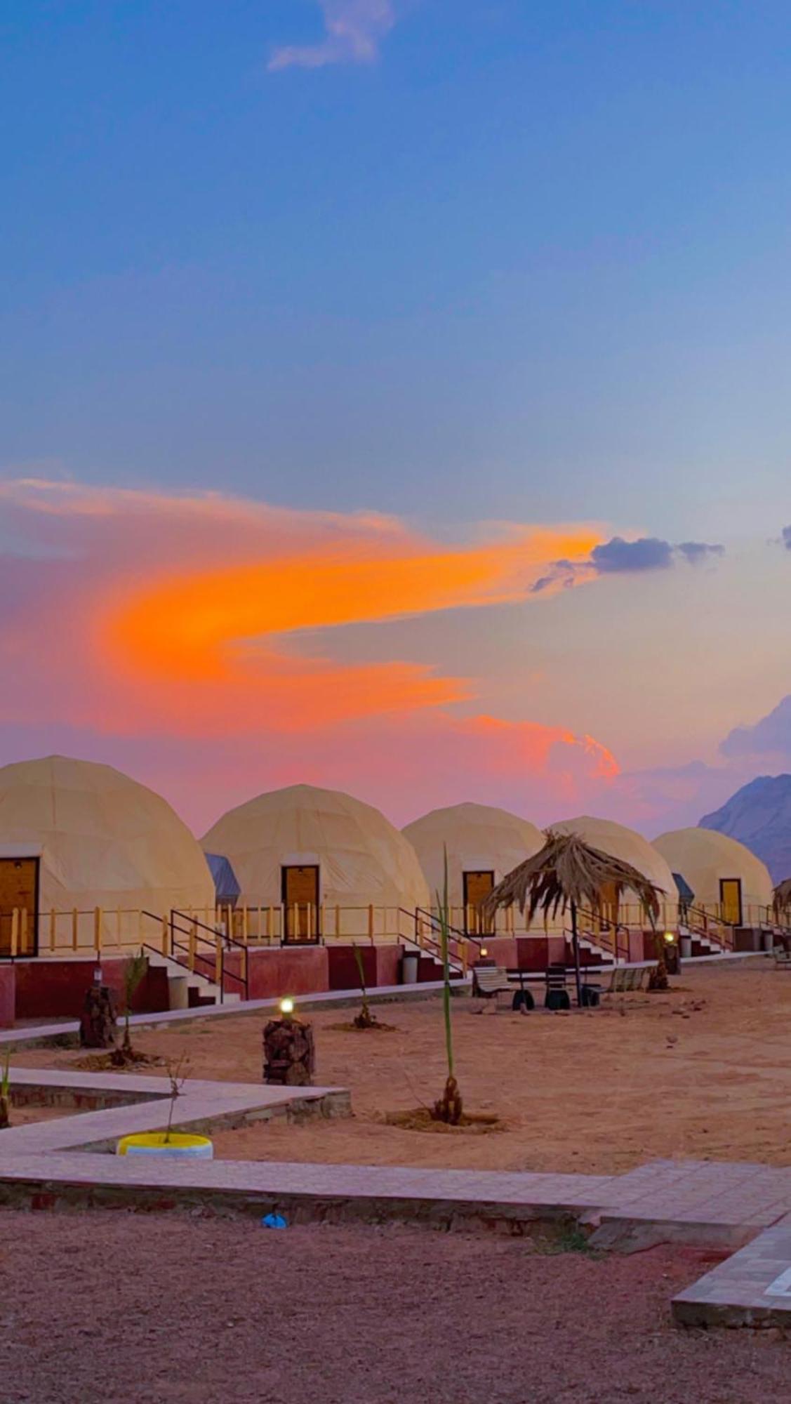 Adel Rum Camp Bubbles ワディ ・ラム エクステリア 写真