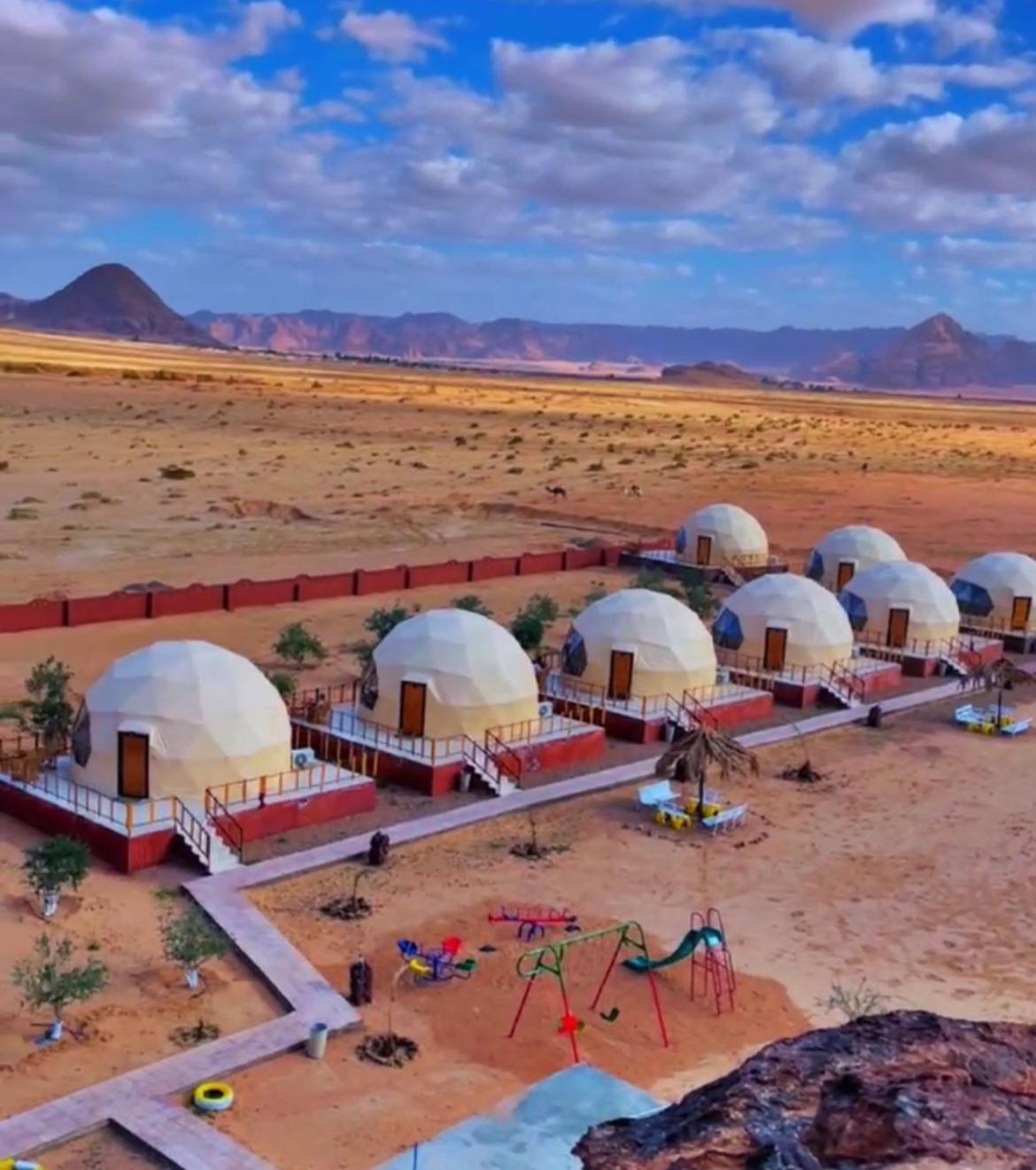Adel Rum Camp Bubbles ワディ ・ラム エクステリア 写真